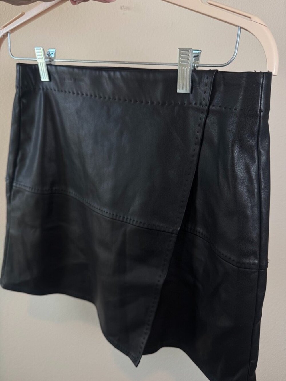 Max Studio Black Faux Leather Wrap Front Mini Skirt Size M - Picture 4 of 5